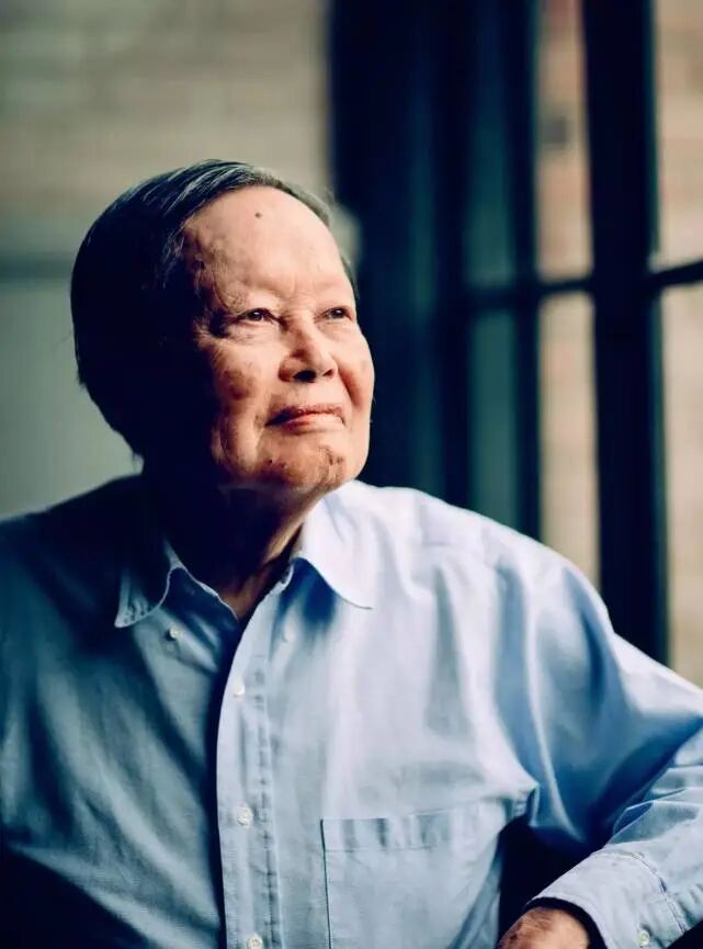 杨振宁6年没去美国 杨振宁是谁有哪些成就-社会新闻